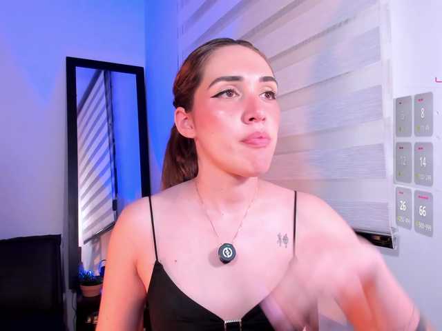 Capturi de ecran de difuzare SarahCastillo