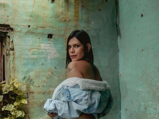 Chat video erotic sarahyates