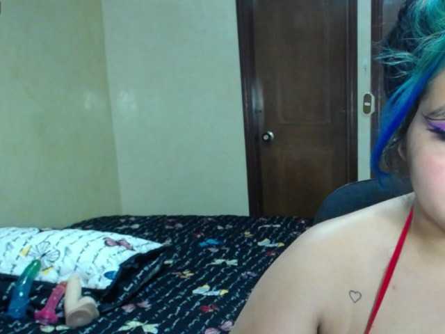 Capturi de ecran de difuzare SaraThomps