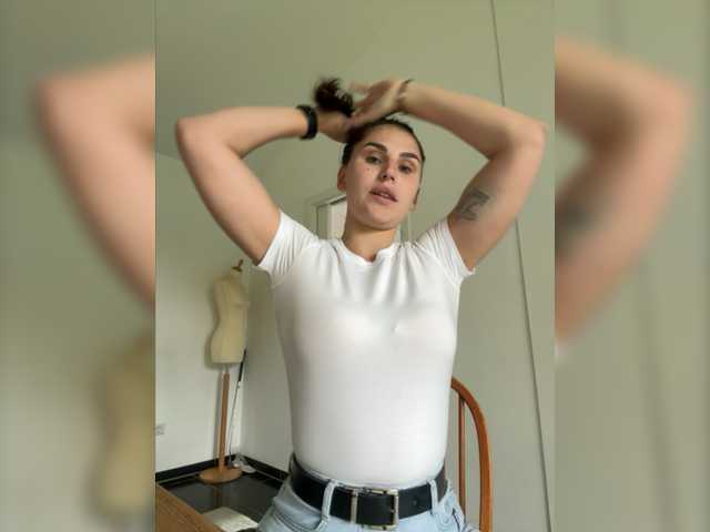 Capturi de ecran de difuzare Sasha-unic