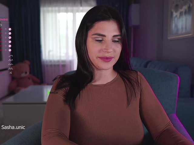 Capturi de ecran de difuzare Sasha-unic