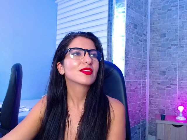 Fotografii ScarletWhite Sexy teacher would like to split her wet pussy, "Make me cum on your cock" /Squirting show AT GOAL, enjoy with me daddy ♥