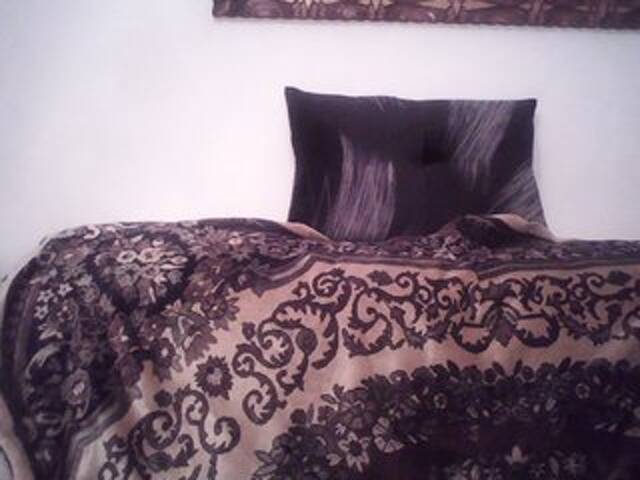 Capturi de ecran de difuzare -Serebro-