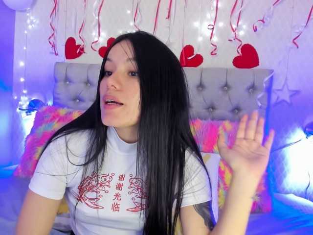 Capturi de ecran de difuzare TiffannyKutle