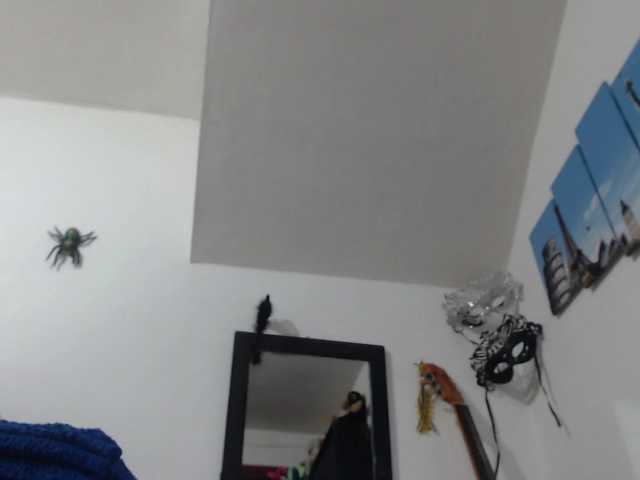 Capturi de ecran de difuzare seleneh