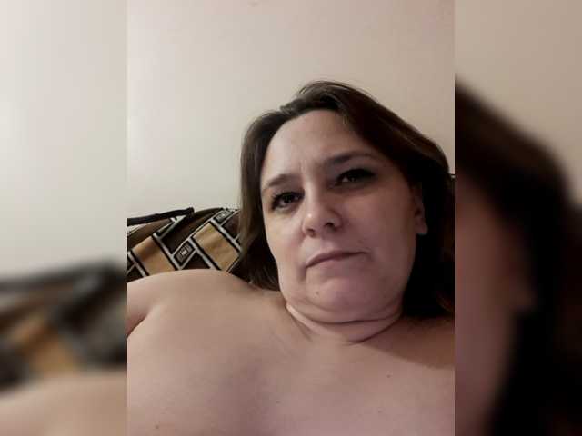 Capturi de ecran de difuzare sexmarisha2