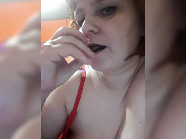 Capturi de ecran de difuzare sexmarisha2