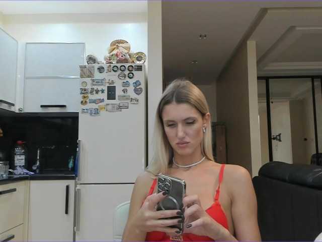 Capturi de ecran de difuzare NESSA_DEVIL