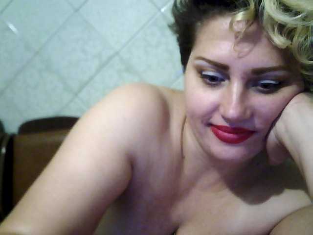 Fotografii Kroxa12 hello in full prv, deep anal hand in pussy, hand in ass, squirt, and your wish