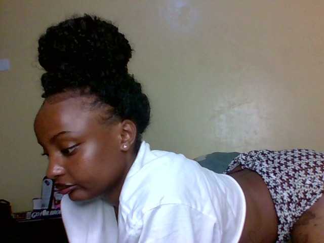 Capturi de ecran de difuzare SexxyDaissy