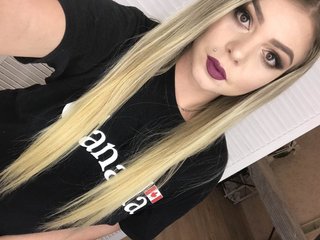 Fotografie de profil Sexy-Blondy