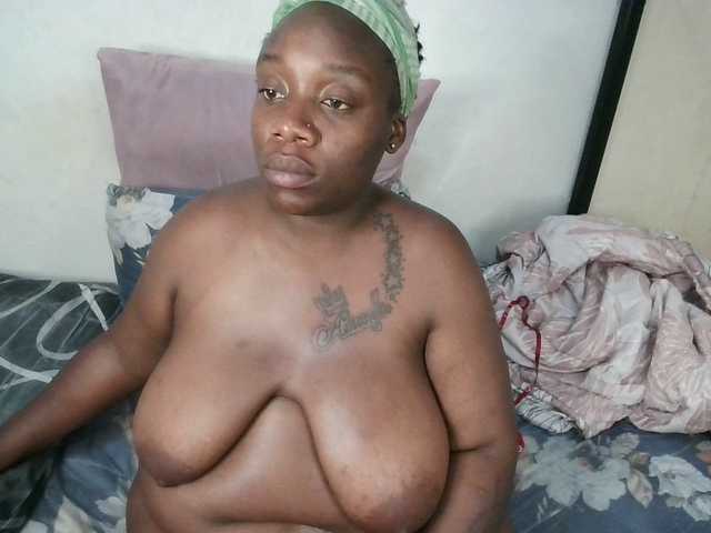 Capturi de ecran de difuzare Sexycrystalxx