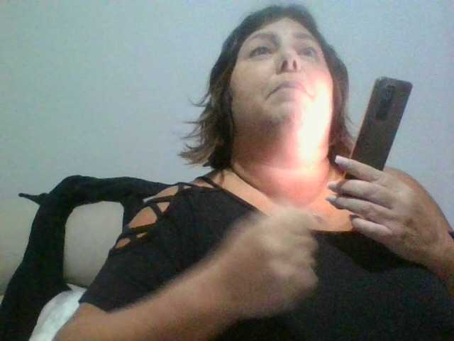 Capturi de ecran de difuzare sexydeby