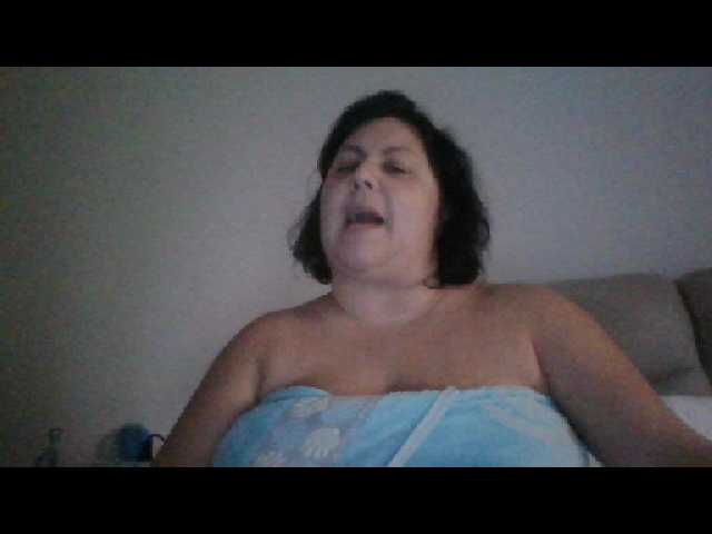 Capturi de ecran de difuzare sexydeby