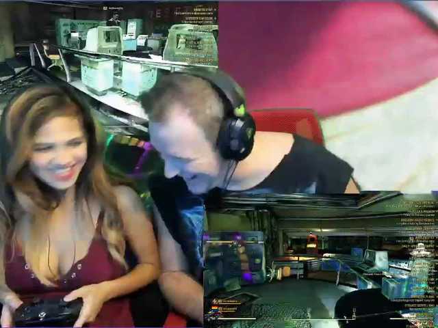 Fotografii SexyGamingCpl ❤️ WE are gaming as if you cant see. Tip to mess Aliah's game up LOL #Lovense #Lush Fuck at Goal