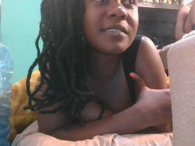 Capturi de ecran de difuzare Sexymia25
