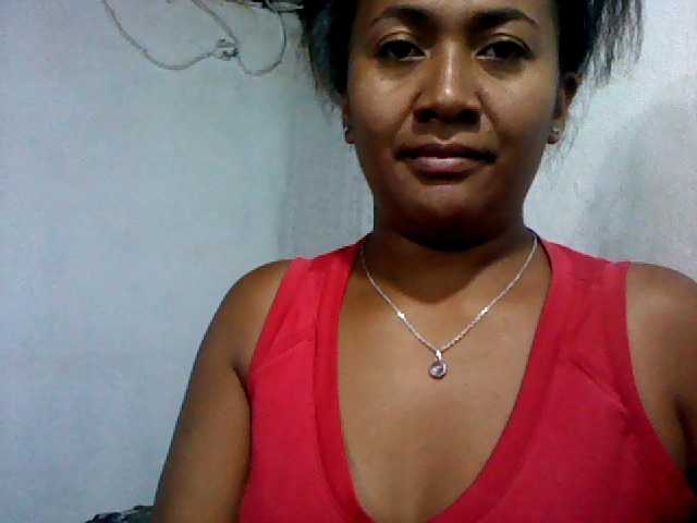 Capturi de ecran de difuzare sexymom330