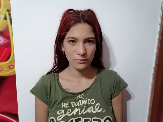Fotografie a profilului sexyredgirl1