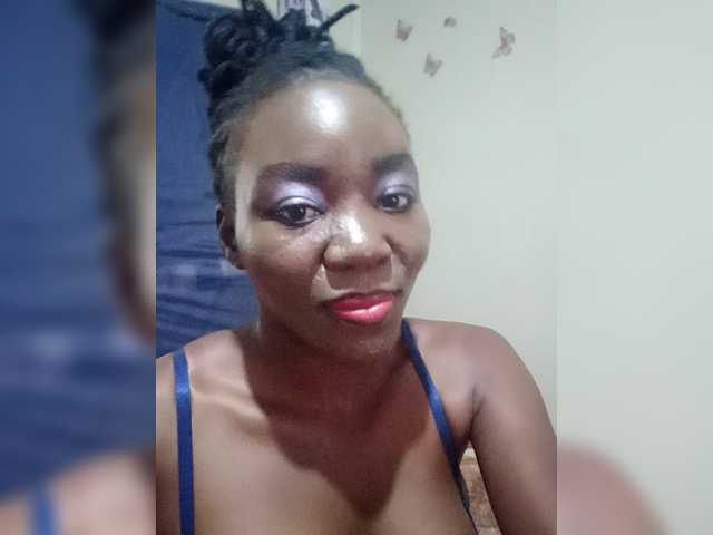 Capturi de ecran de difuzare Sexyrozel