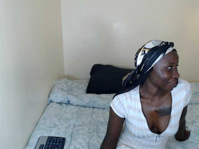 Capturi de ecran de difuzare Sexytash11
