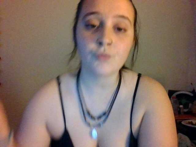 Capturi de ecran de difuzare Shadow-Slut