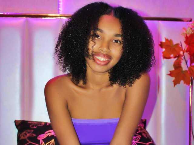 Fotografie a profilului ShantalJames