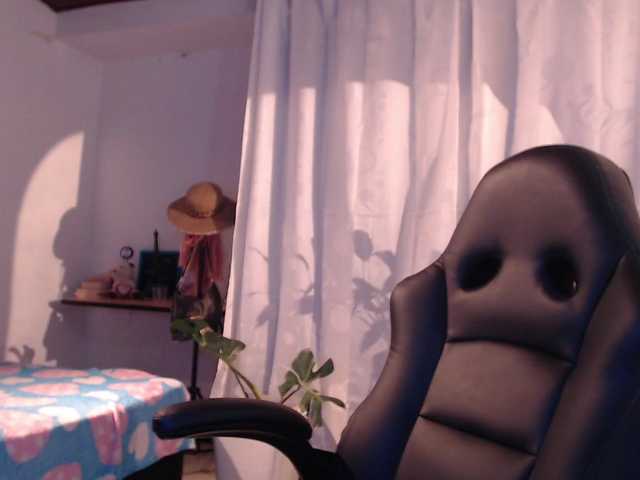 Capturi de ecran de difuzare shantallparis