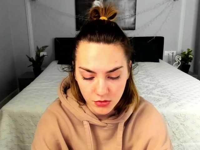Capturi de ecran de difuzare ShinySara