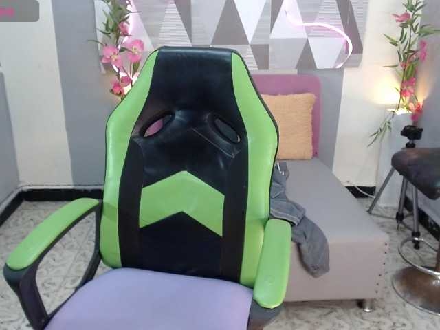 Capturi de ecran de difuzare shirleysophia1
