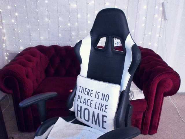 Capturi de ecran de difuzare AnasteishaLux