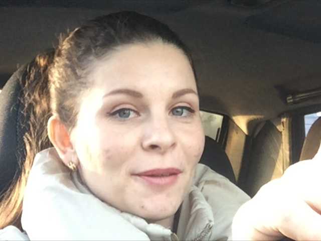 Capturi de ecran de difuzare SindyBabyDoll