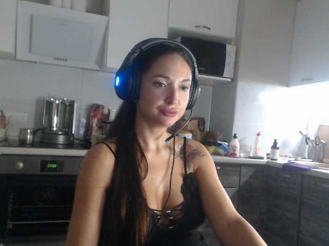 Capturi de ecran de difuzare SinfulOneX