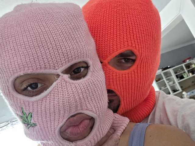 Fotografie a profilului Skimaskcouple891081