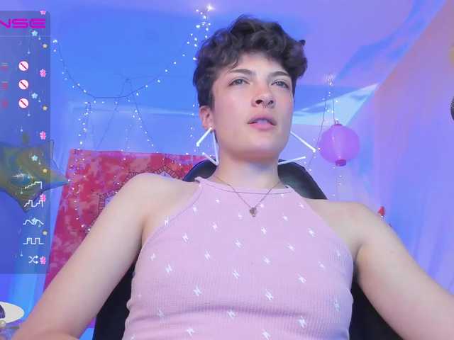 Capturi de ecran de difuzare skinpeach
