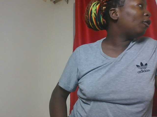 Capturi de ecran de difuzare Sexyesweetebony