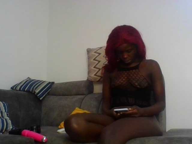 Capturi de ecran de difuzare sluttymissy