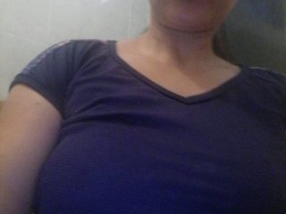 Fotografii smallonely hello guys I can only show by tips, neighbors can see me;) show oil in tits 69.