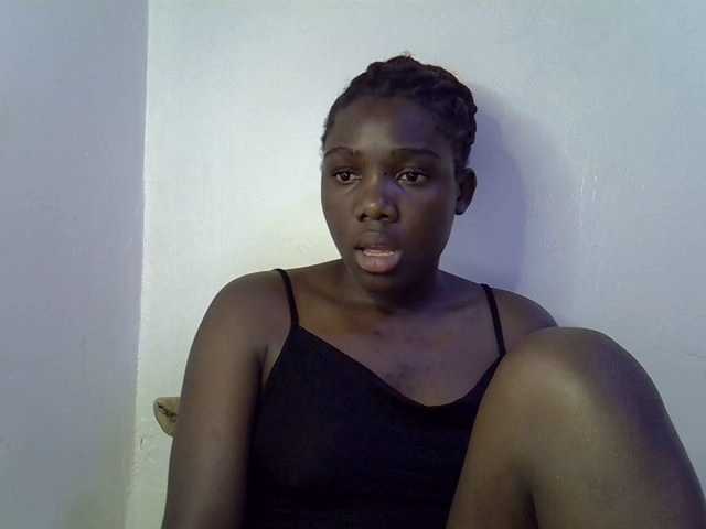 Capturi de ecran de difuzare Smiling-Machine