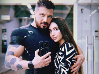 Chat video erotic SnakeandTina