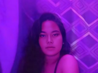 Chat video erotic Snowieee