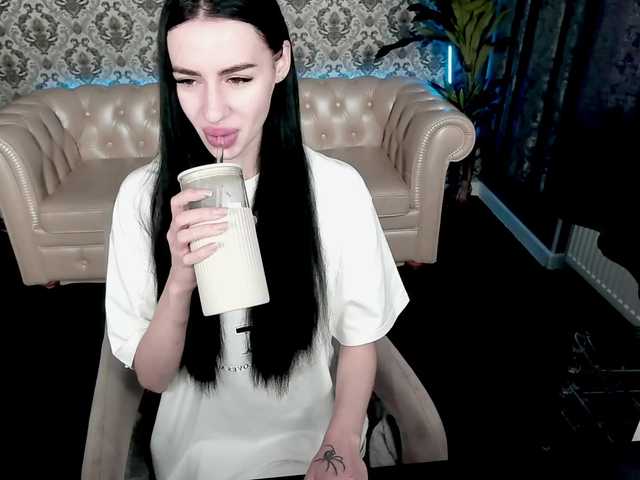 Capturi de ecran de difuzare SnowWhiteee