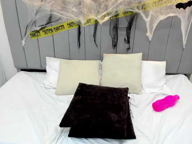 Capturi de ecran de difuzare sofia-lopeez