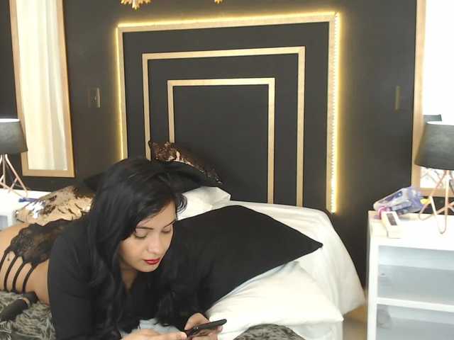 Capturi de ecran de difuzare SofiaCampbell