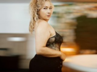 Chat video erotic sofiacurvy