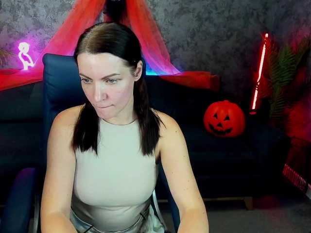 Capturi de ecran de difuzare SofieMoon