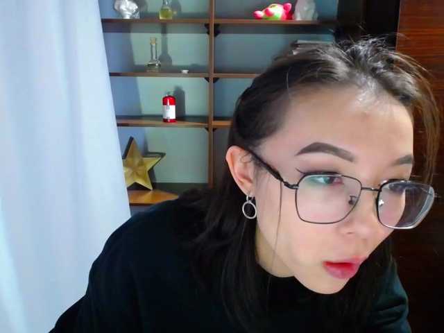 Capturi de ecran de difuzare CozyWithMe