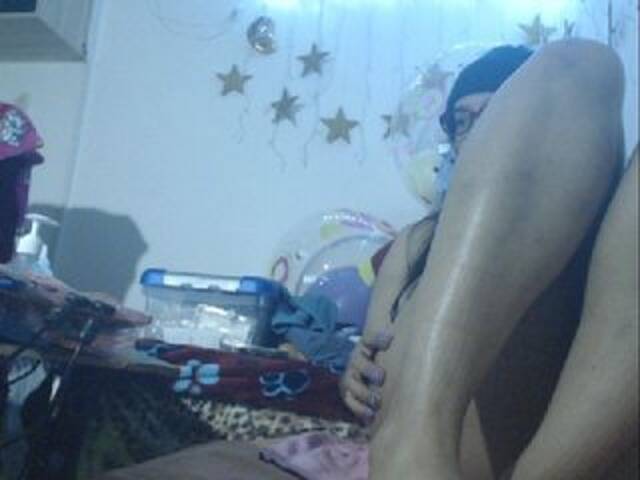 Capturi de ecran de difuzare sofy_dirtyHot