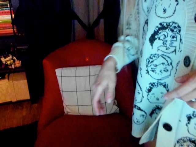 Capturi de ecran de difuzare Sonya-Mo