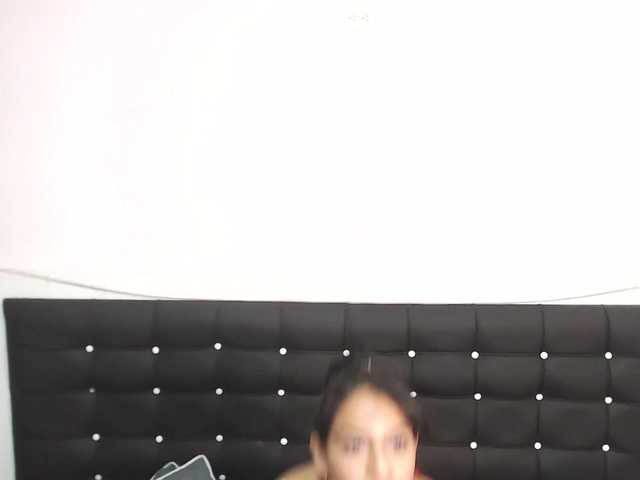 Capturi de ecran de difuzare Sophiaa-Clark