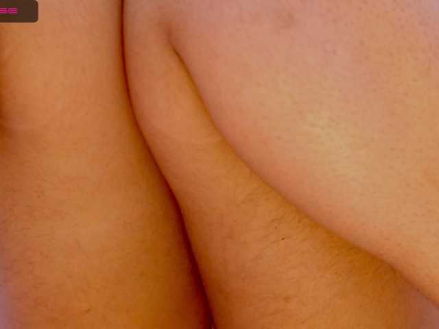 Capturi de ecran de difuzare SophieeParker